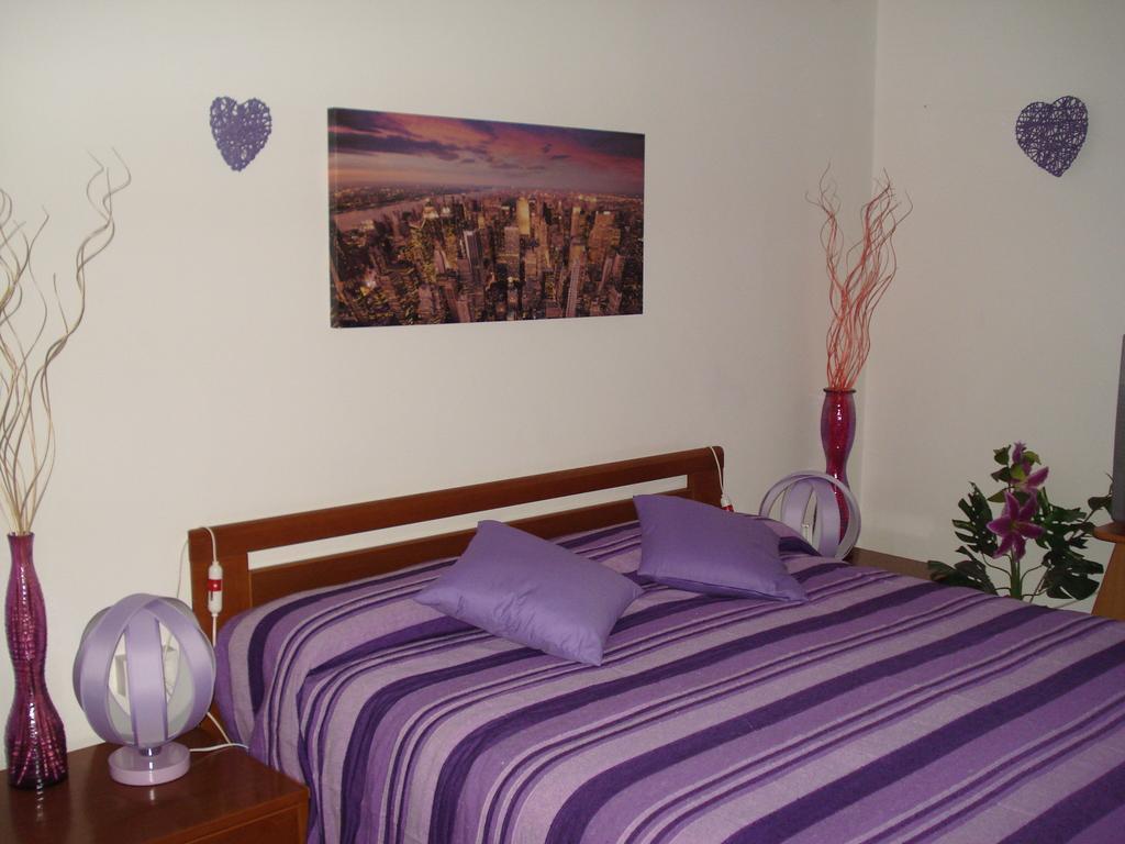 Bed and Breakfast L'Aurora Viola Carbonia Zimmer foto