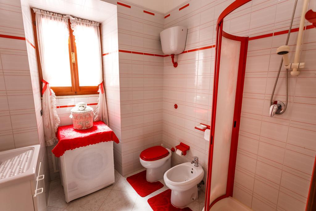 Bed and Breakfast L'Aurora Viola Carbonia Exterior foto